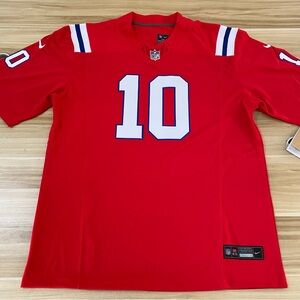 😳Drake Maye Red Vapor Stitched Jersey🤪